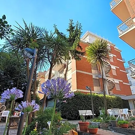 Letizia - Casa Per Ferie Maison d'hôtes 3*
