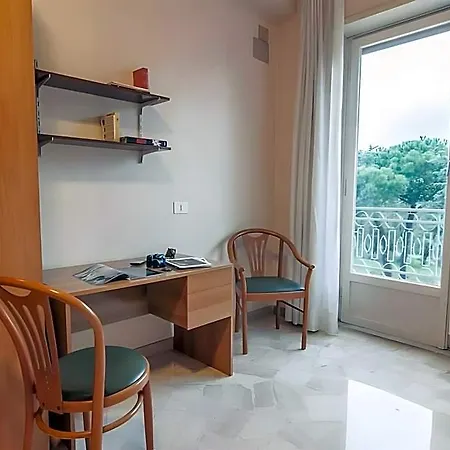 Letizia - Casa Per Ferie 3*