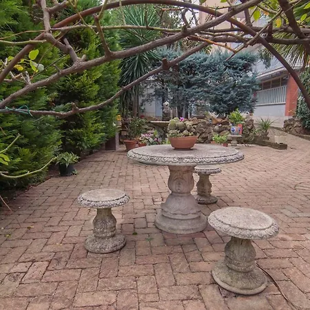 Letizia - Casa Per Ferie Guest house