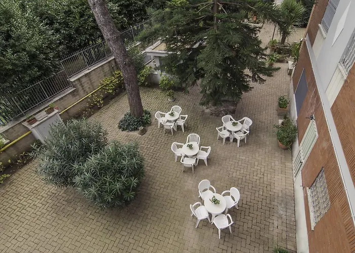 Guest house Letizia - Casa Per Ferie 3*